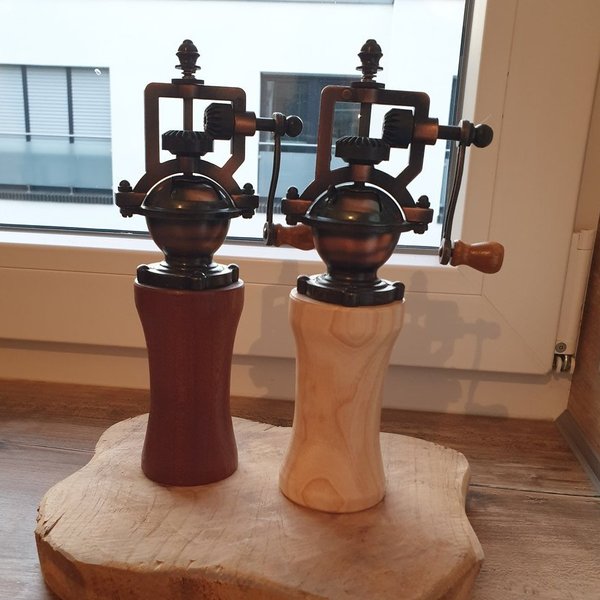 SET Gewürzmühle aus Holz handmade Pfeffermühle Vintage Einstellbar Unikat aus Mahagoni u.Esche