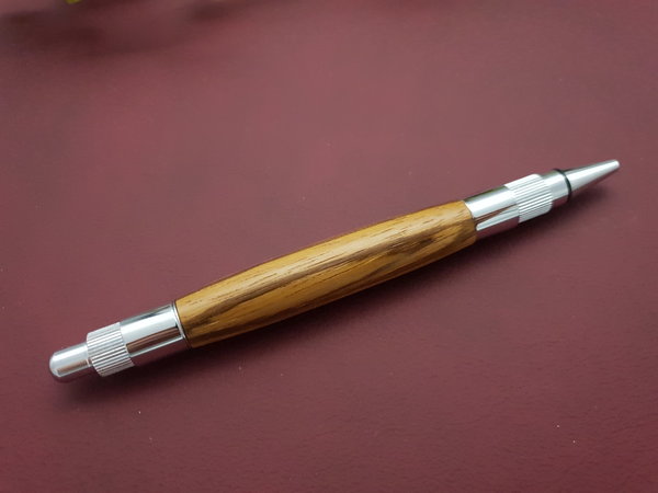 Klickkugelschreiber der Extraklasse aus Holz Zebrano